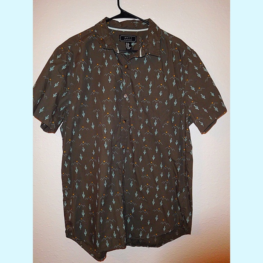 Forever 21 Button Down Men’s Shirt